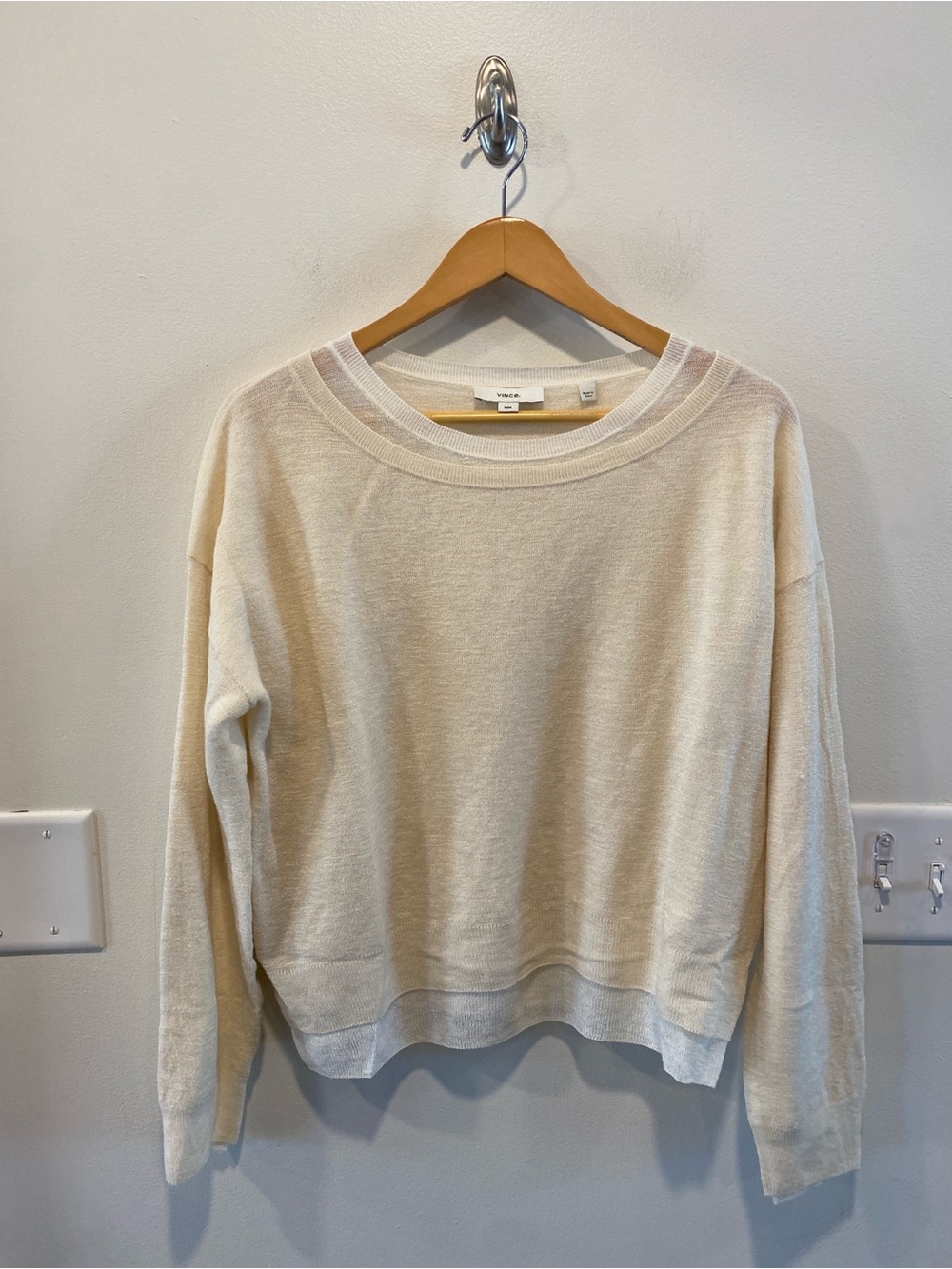 Vince Womens Double Layer Wool, Silk & Alpaca Crewneck Sweater size medium cream